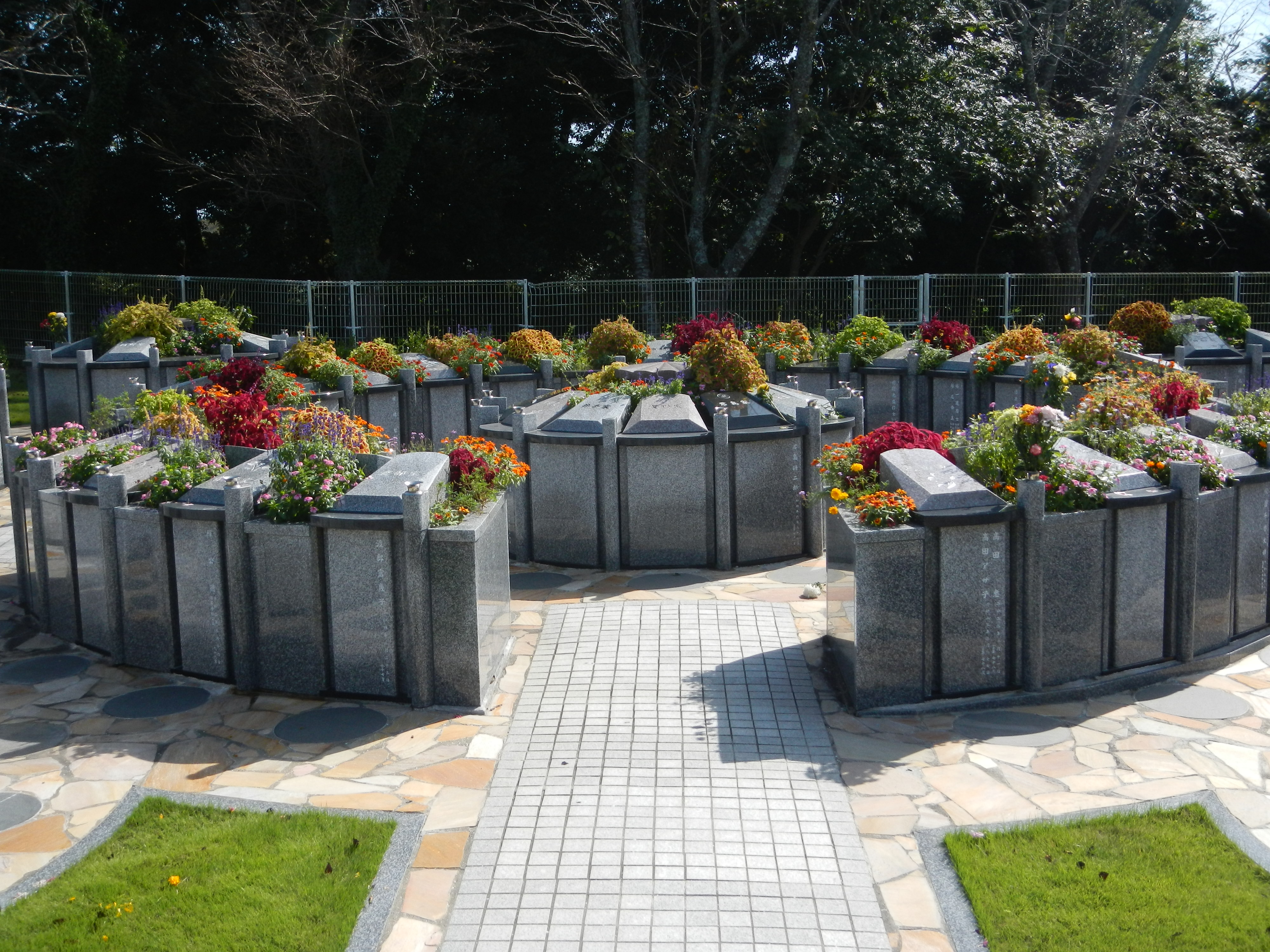 成田メモリアルパークサークル墓